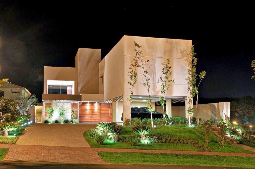 10 jardins maravilhosos para a frente da casa