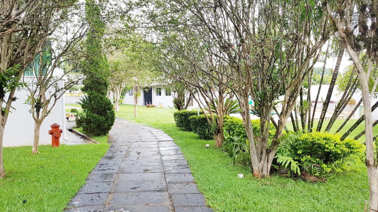 Chácara em condomínio fechado em Hortolândia, seu pequeno paraíso