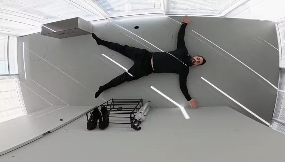 Apartamento em Tóquio que parece corredor estreito viraliza nas redes; veja fotos