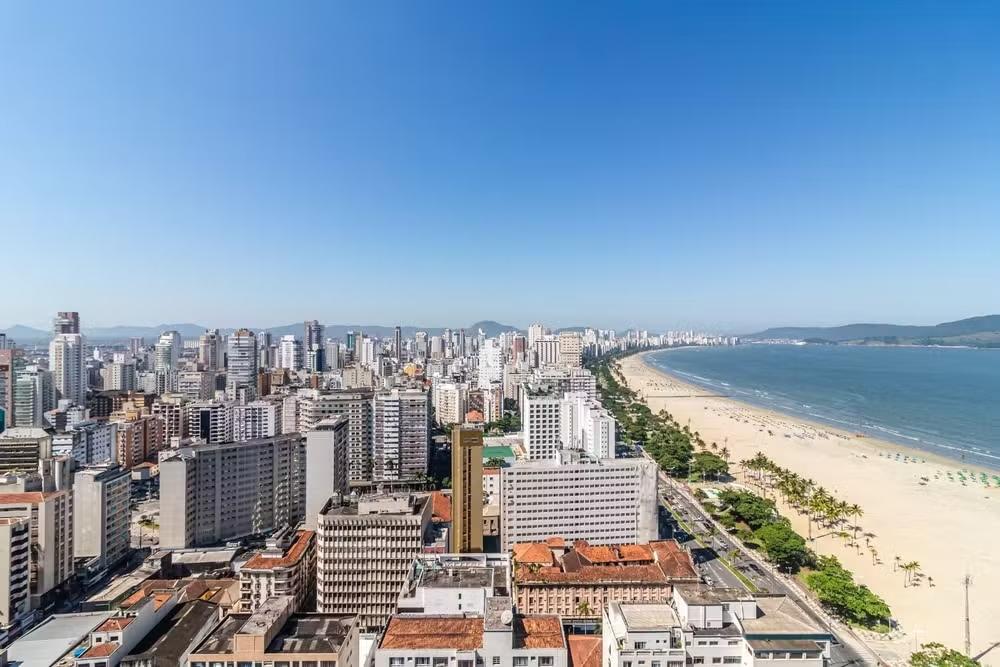 As coberturas mais caras de Santos, cidade mais verticalizada do país