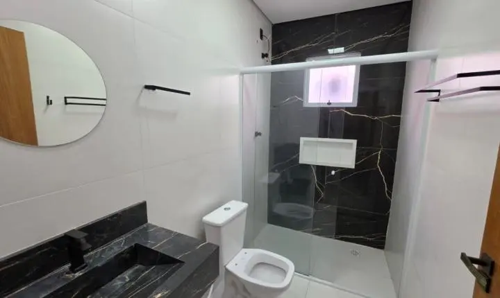 Oportunidade Única na Vila Barão: More com Conforto e Fature com Renda Extra no Mesmo Terreno