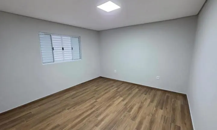 Oportunidade Única na Vila Barão: More com Conforto e Fature com Renda Extra no Mesmo Terreno